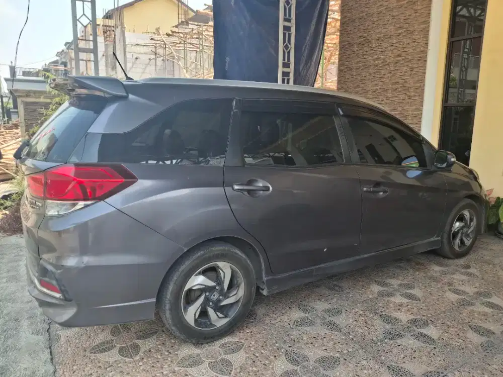 Honda Mobilio Type RS Tahun 2015 A/T