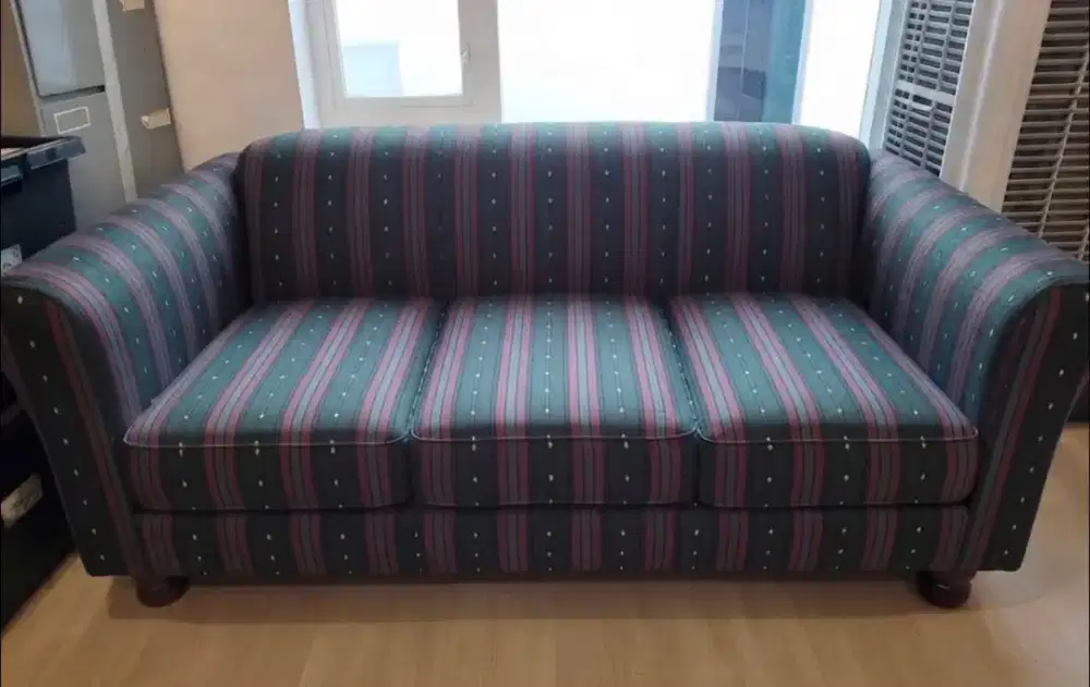 Sofa Jacquard Mewah - Sentuhan Elegan untuk Ruang Tamu Anda