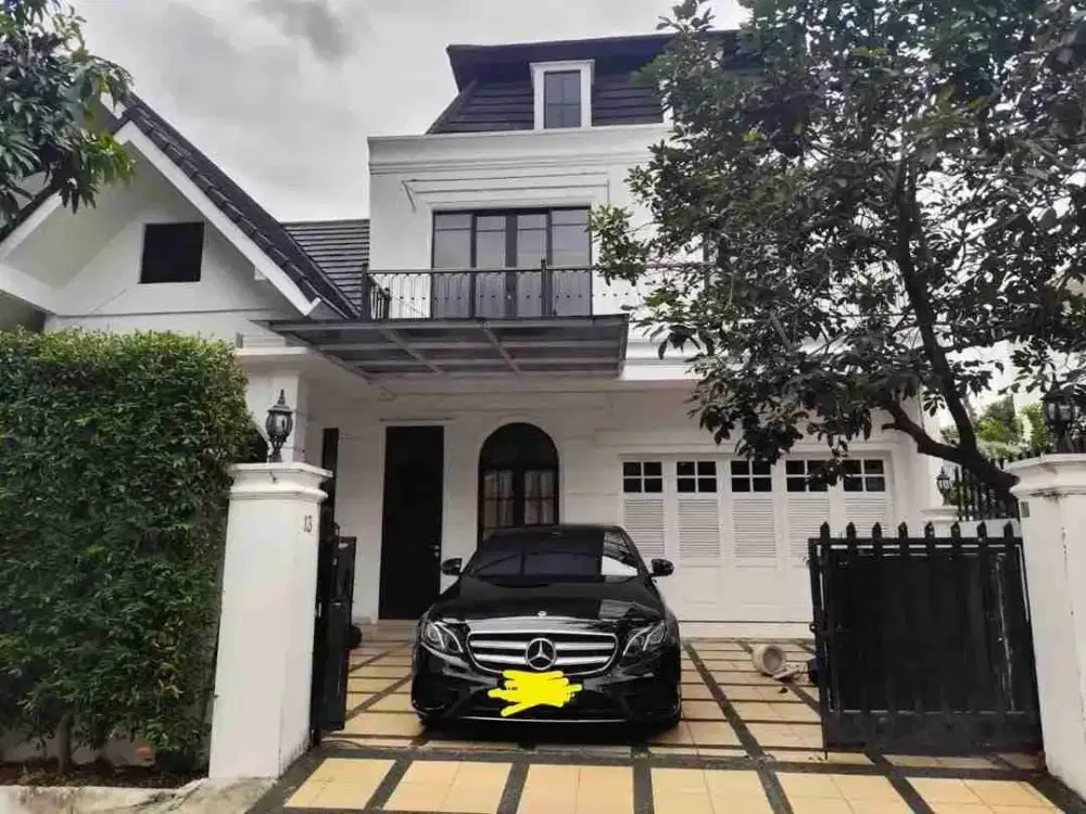 Rumah Mewah Hitung Tanah Dalam Komplek Dekat Citos