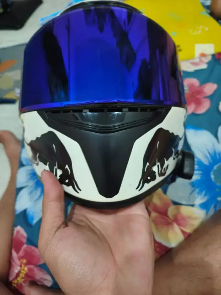 Jual helm bekas kyt ttc full set