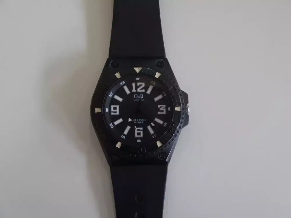 Jam tangan analog
