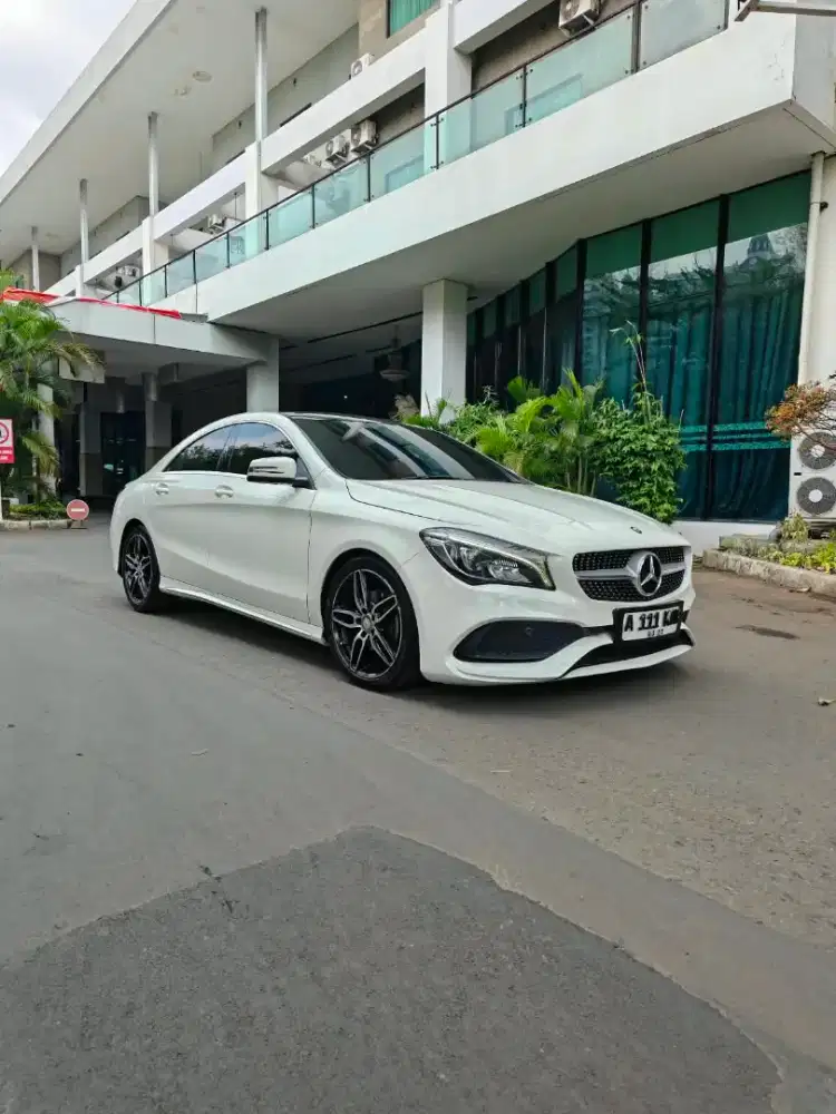 Mercedes Benz AMG c200