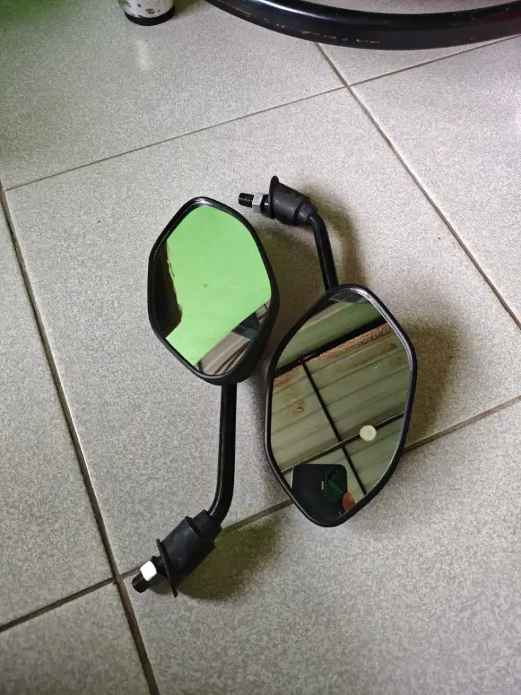 Kaca spion Vario techno esp 125 original AHM