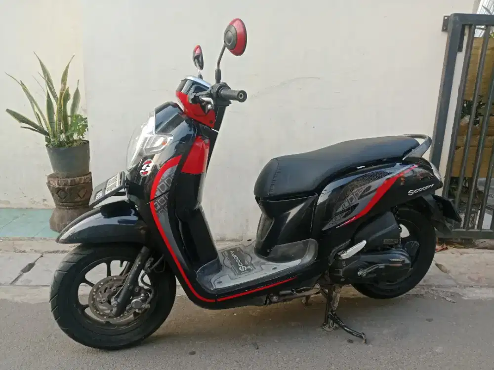 SCOOPY DONAT TAHUN 2019 MESIN STANDAR