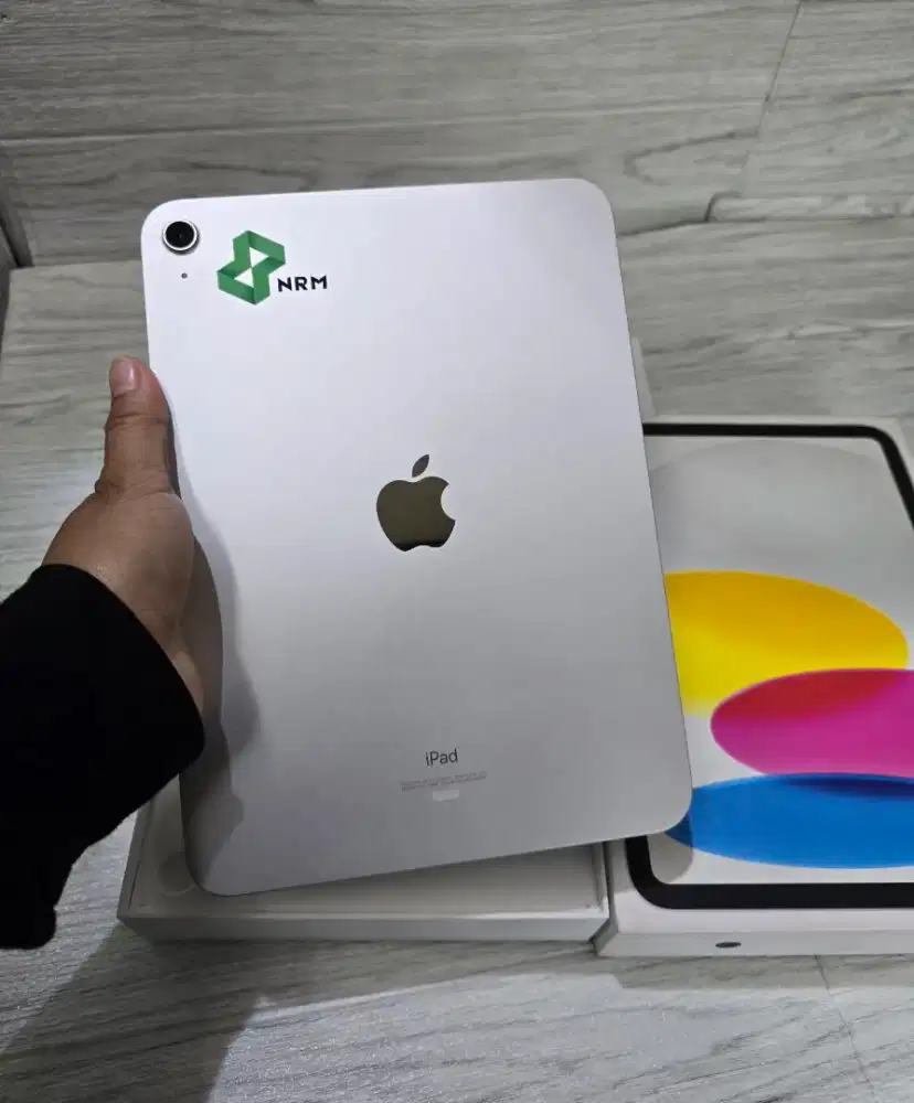 IPAD 10 64GB SILVER WIFI RESMI