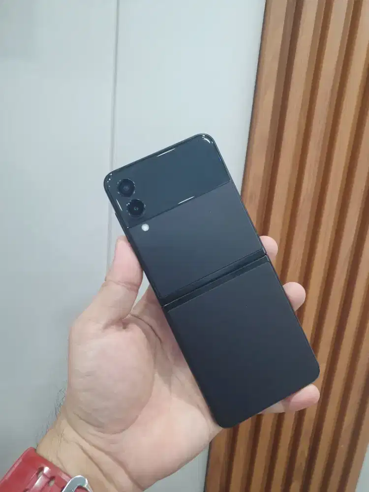 Samsung Zflip 3 5g ex resmi sein