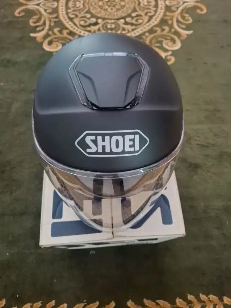 Helm Shoei J Cruise