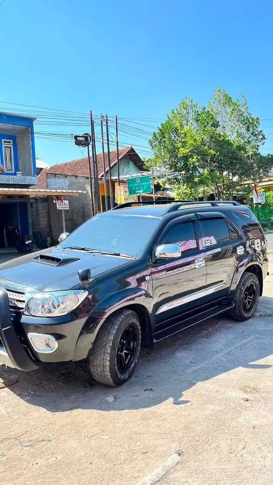 Toyota Fortuner 2010 Diesel