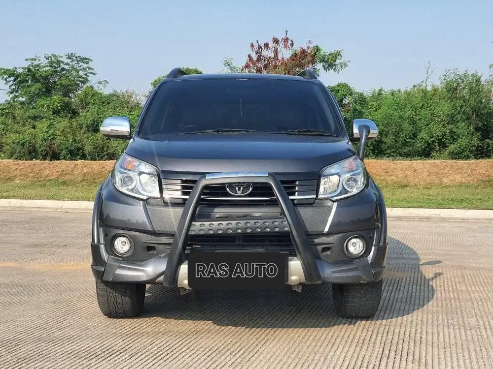 LOW KM 48 RB!!  Toyota Rush S TRD MT Manual 2016 Abu