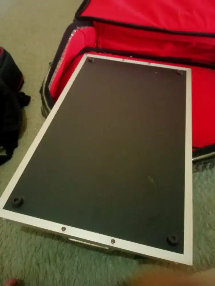 Pedal board efek + gigbag tebal