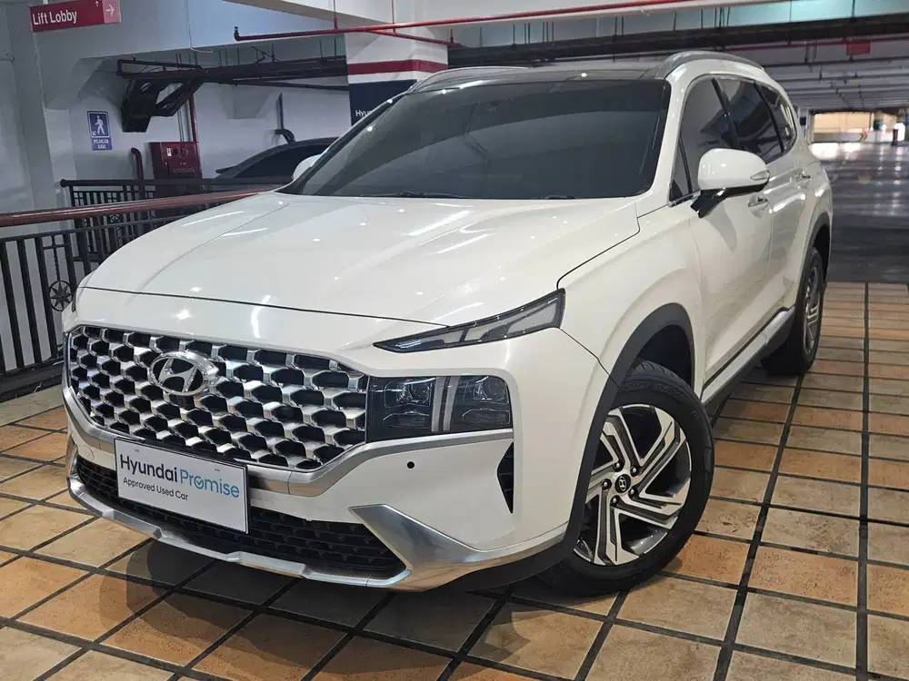2024 Hyundai Santa Fe 2.2 Signature SUV - LOW KM