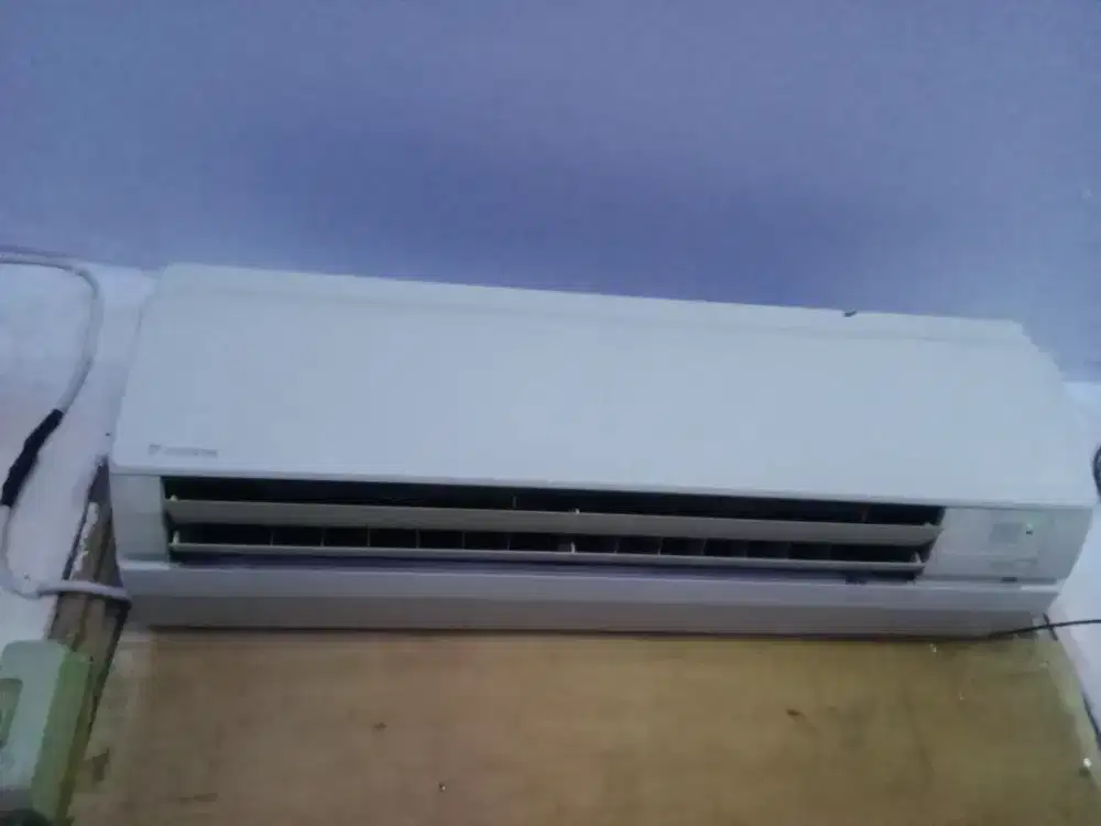 AC 1pk merek Daikin