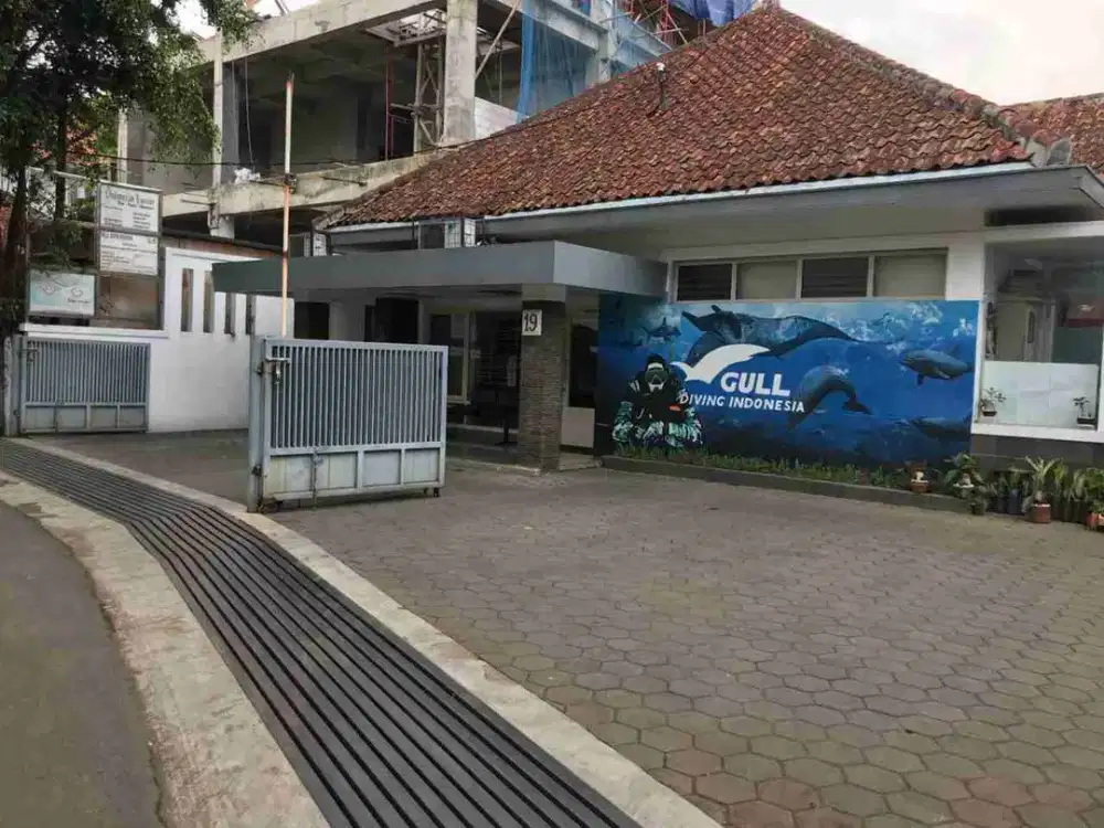 Murah Dijual dan disewakan Rumah Hitung Tanah Di Riau Martadinata pusat Kota Bandung