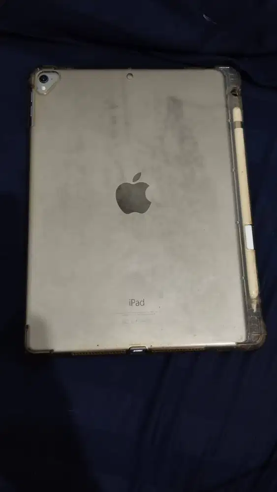 ipad 2016 lengkap dg charger dan  pencil note apple gen 1