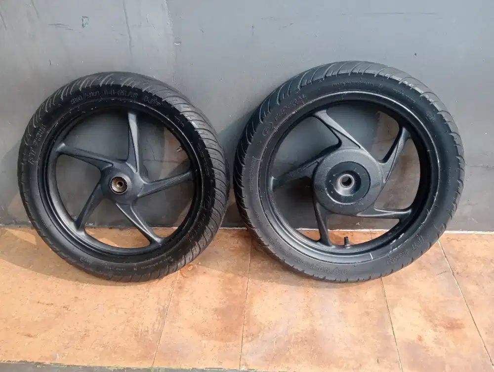 Velg original vario 110 karbu