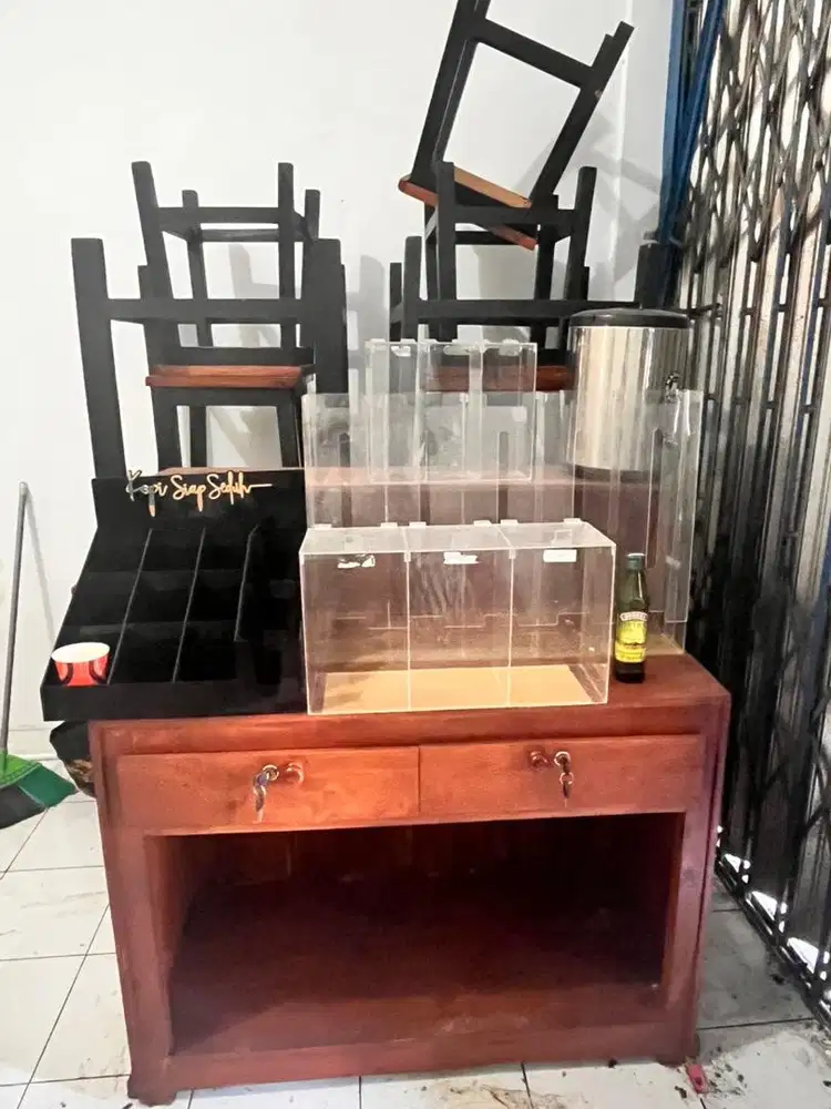 Di jual Meja kasir