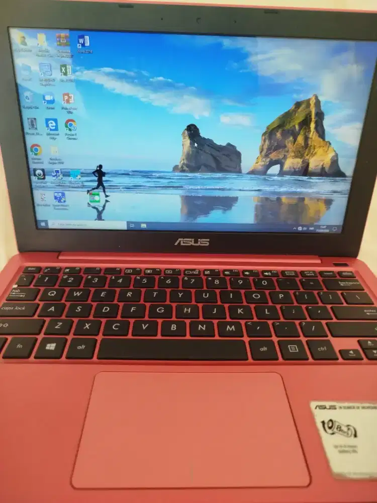 Laptop netbook ASUS E202SA -RAM 2GB -HDD 500GB