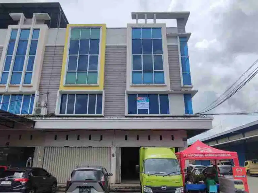 Ruko di komplek Pergudangan
