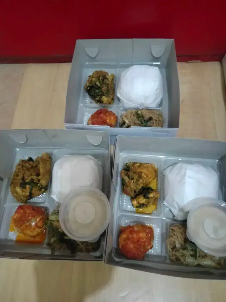 Terima pesanan nasi box