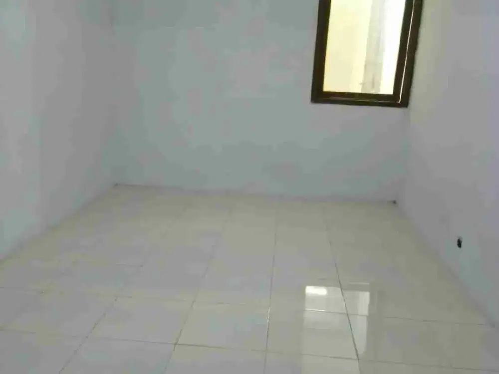 disewakan rumah baru renov di Kinagara