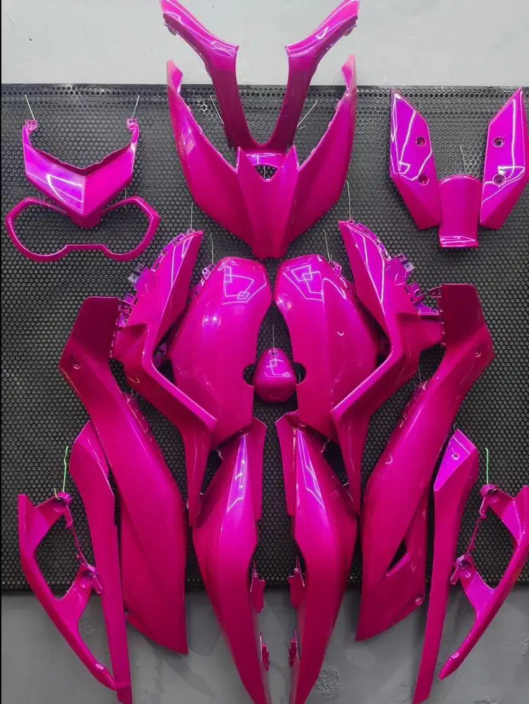 BODY REPAINT XMAX OLD ZOMBIE PINK