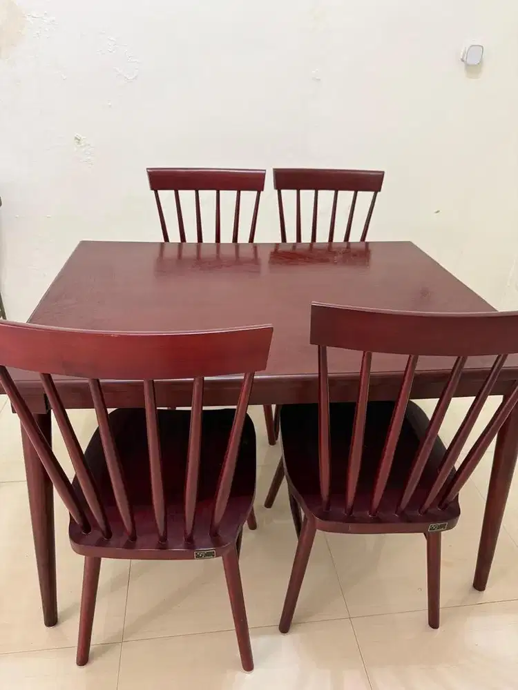 Diana Eva Dinning Table Set