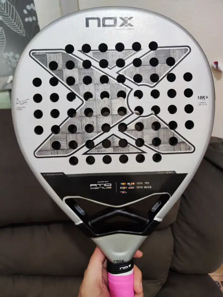 Raket Padel NOX AT10 18k Carbon