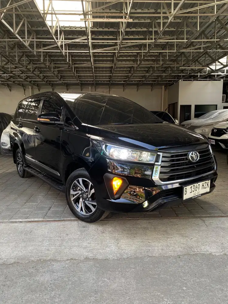 Toyota Innova G 2.4 Diesel Matic 2025