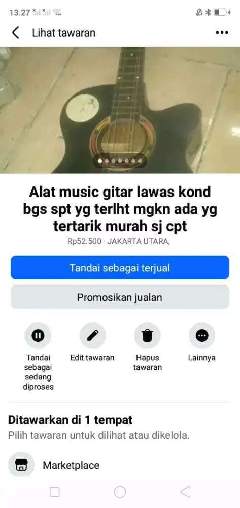 Alat music gitar lawas kond lumayan mgkn ada yg tertarik murah sj cpt
