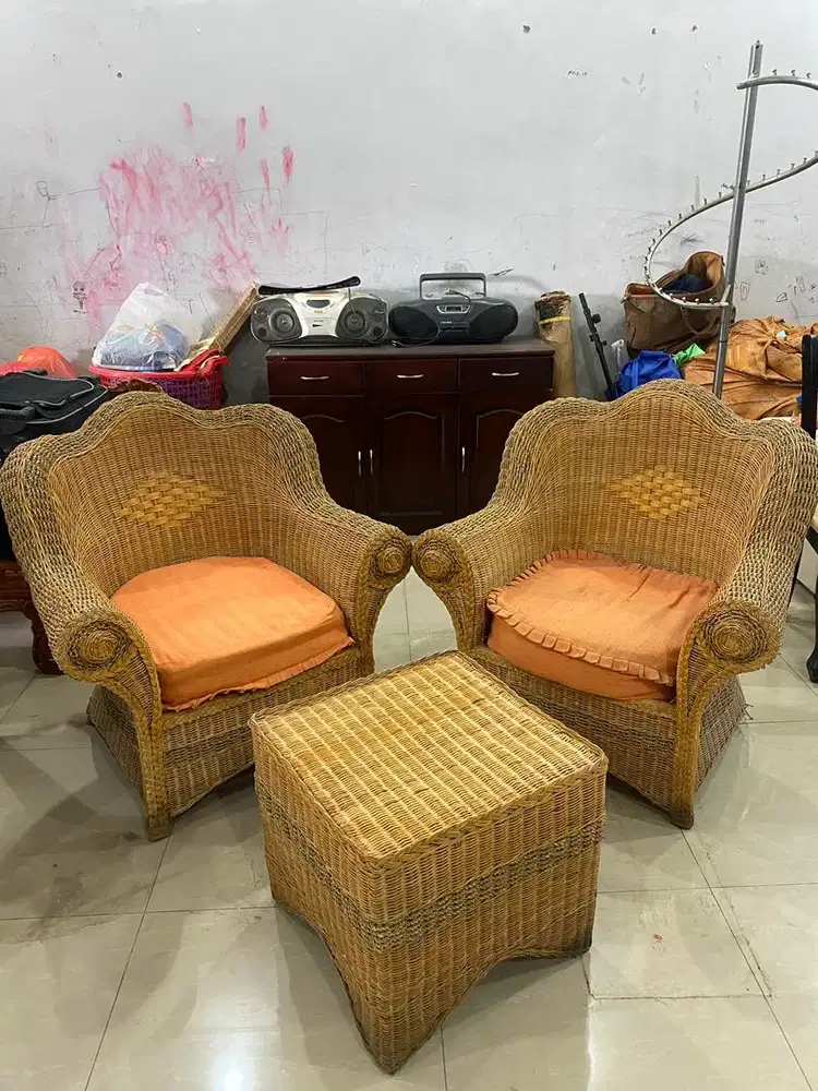 sofa rotan one set dengan meja