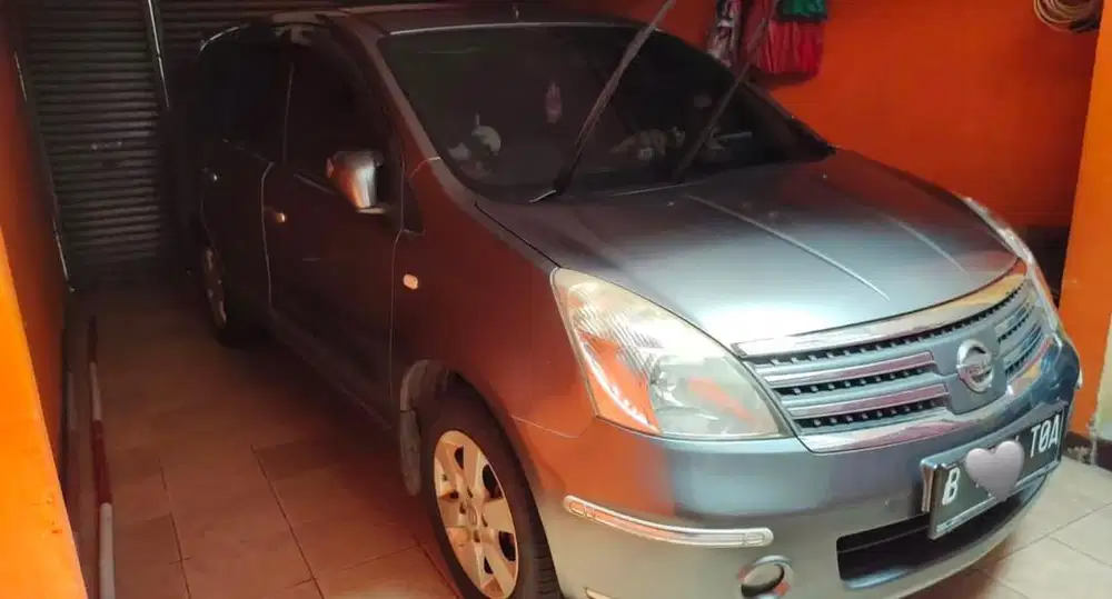 Nissan Grand Livina 2011 1.5 Ultimate