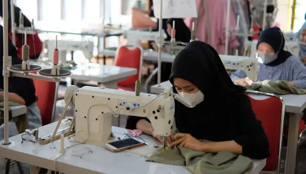 Lowongan penjahit baju fashion wanita jelambar