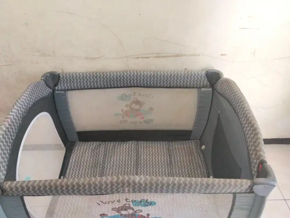 Box bayi bekas masih mulus