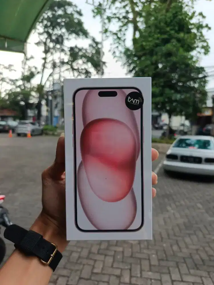 Promo Cicilan iPhone 15 128GB Pink Ready Garansi Resmi Segel