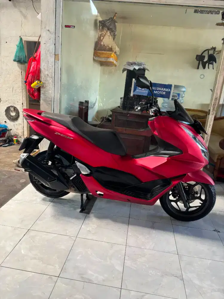Honda PCX. 160 CC thn. 2022 cash. Bali dharma motor