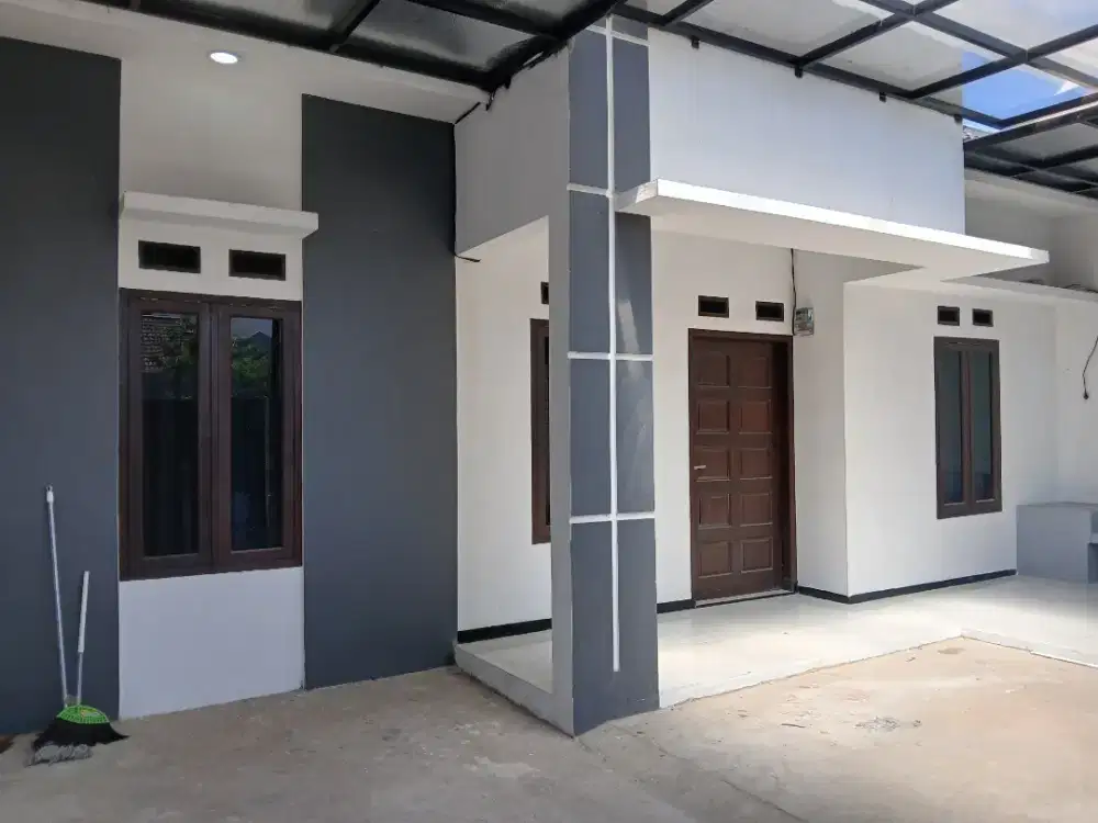 Di kontrakan rumah baru