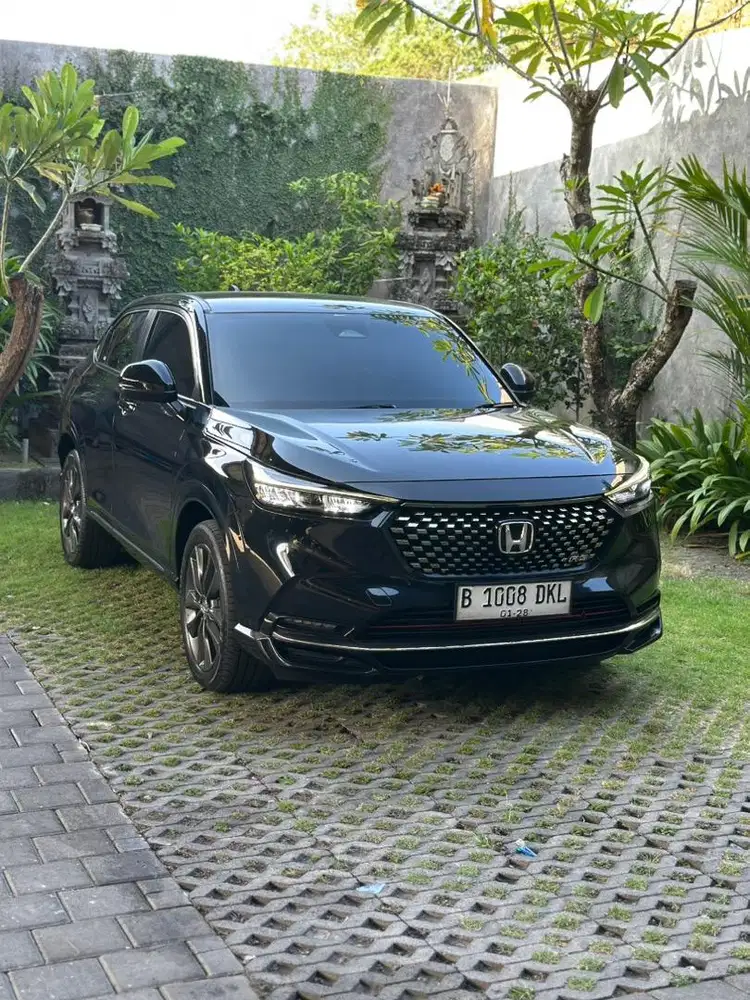 HRV RS 2022 TURBO MATIC LOW KM TERIMA DK ISTIMEWA SIAP PAKAI