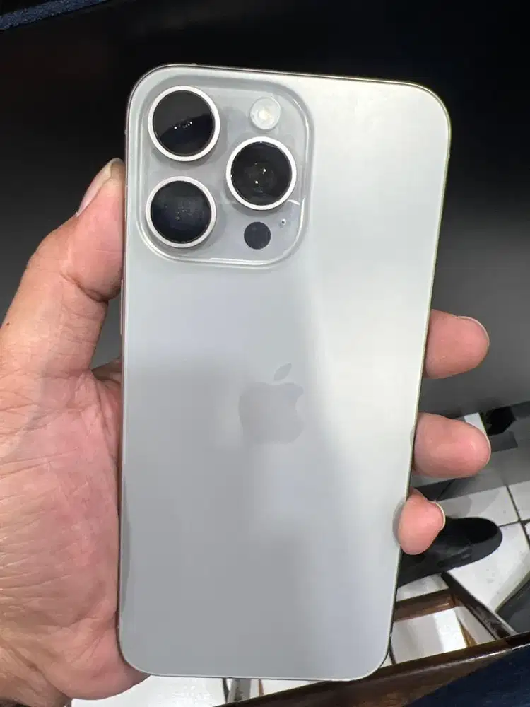 Iphone 15 pm 256 becukai
