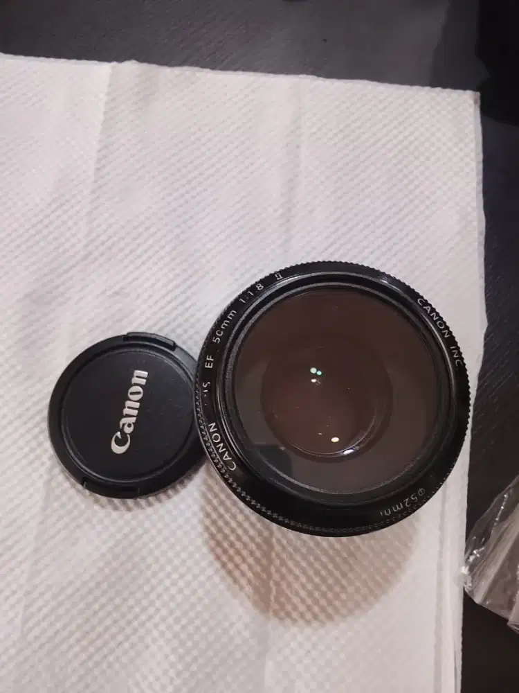 Lensa fix Canon 50mm