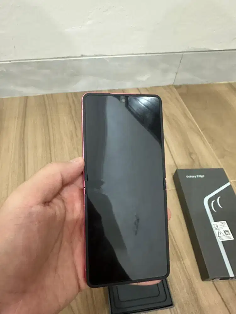 Samsung Z Flip 7 12/512gb Coral Red