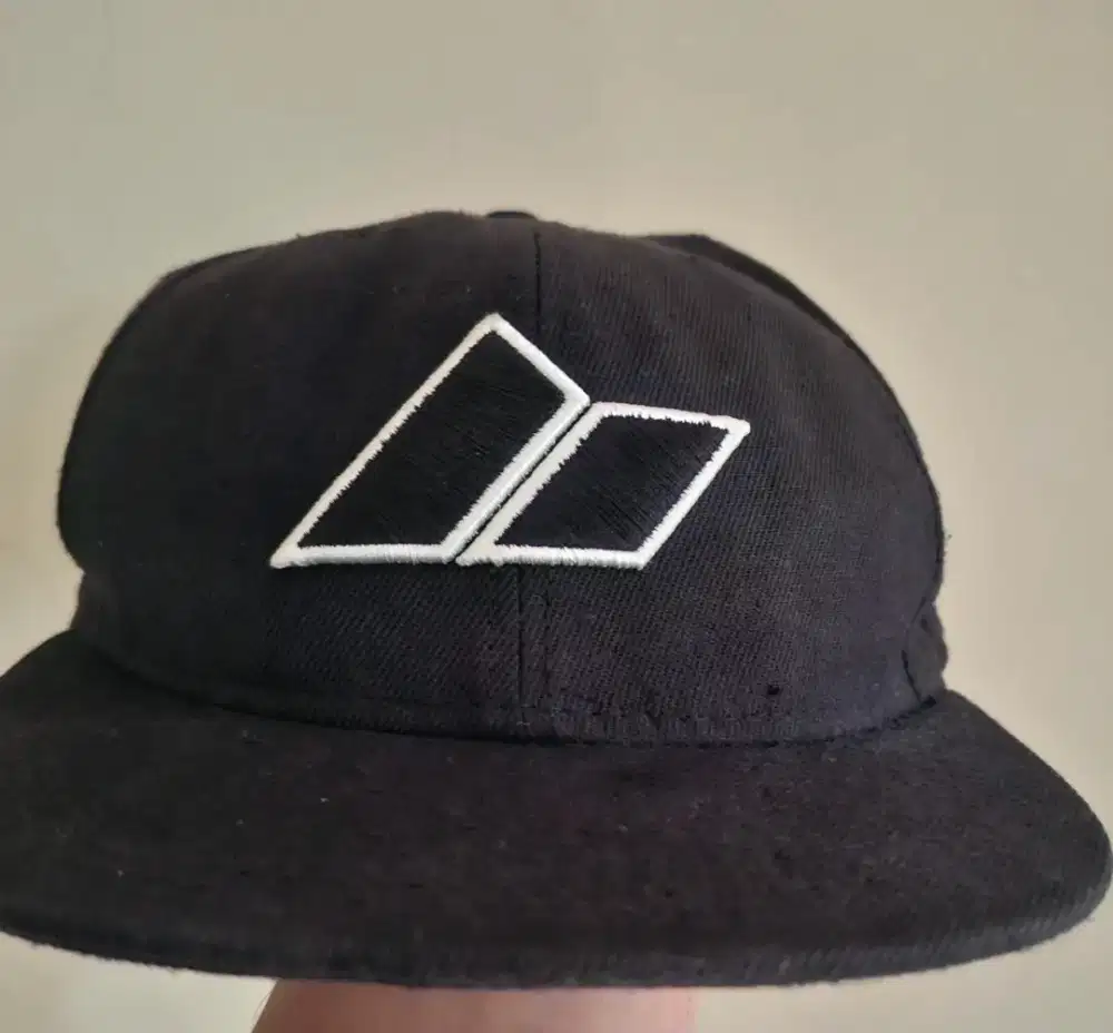 Topi  Macbeth Era Vintage 2010