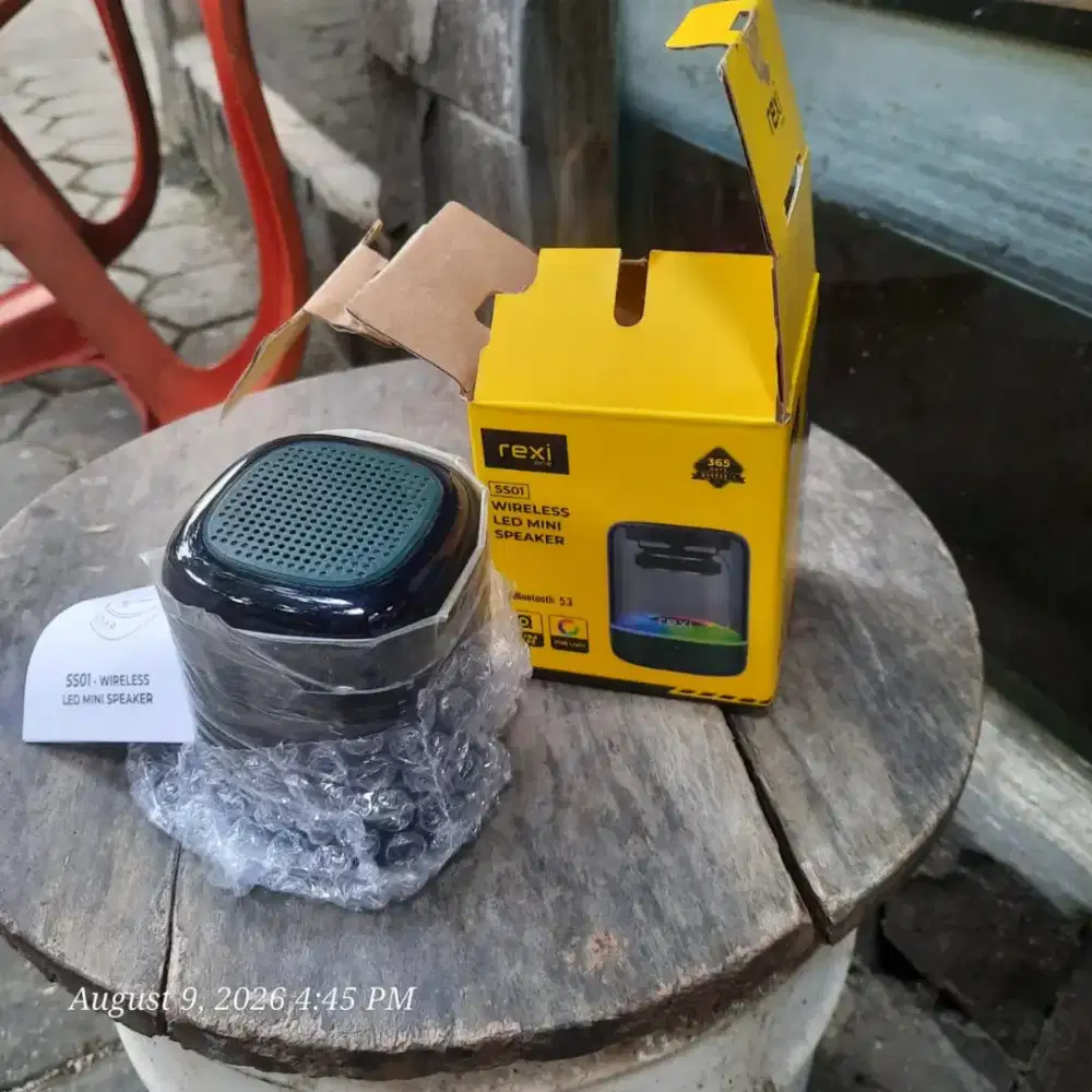 Speaker Bluetooth merk Rexi SS01