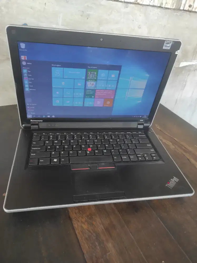 Lenovo thinkoad core i5/4gb/2jam+/4gb