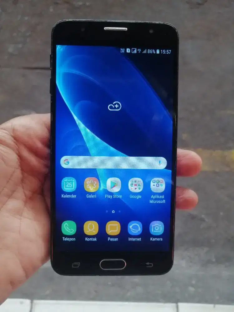 Samsung j7 prime RAM 3/32