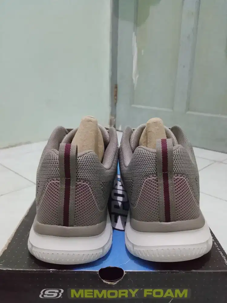 Dijual sepatu skechers original 100%
