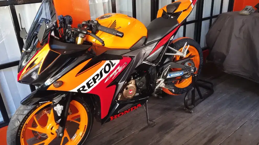 Honda CBR Repsol 150R cc