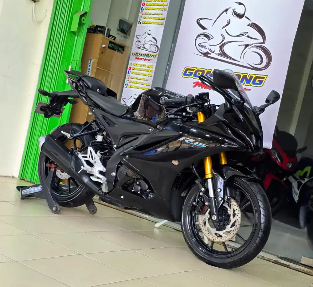 YAMAHA R15 V4 2023