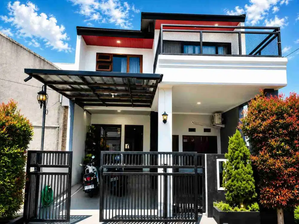 rumah cantik 2 lantai belakang griya Arcamanik