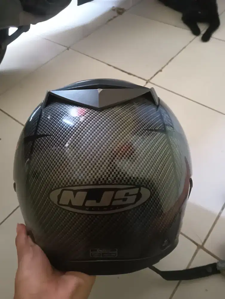 Jual helm njs karbon
