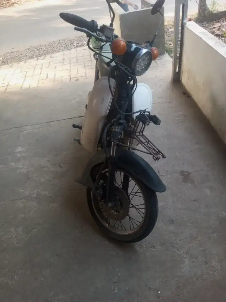Honda C 70 motor jadul